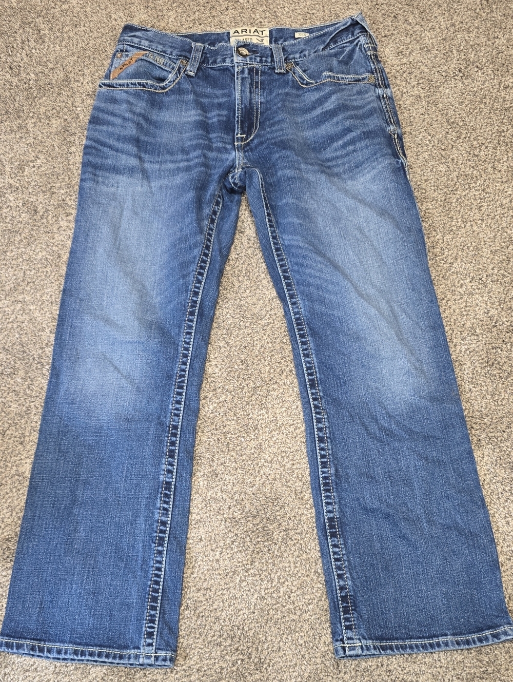Ariat Men's Medium R E laxed Bootcut M4 Blue  Jeans